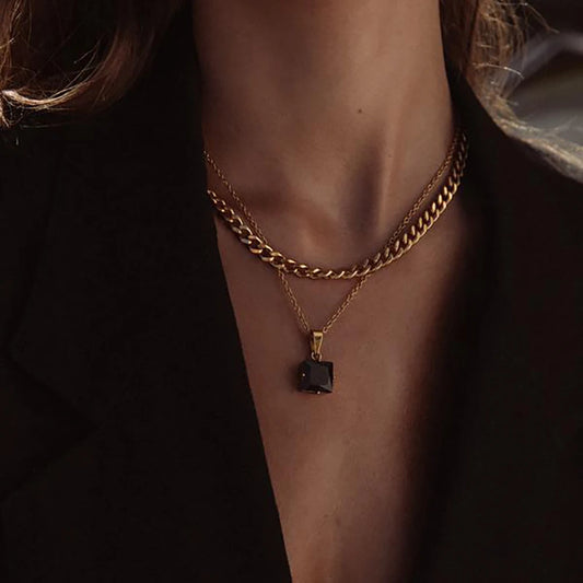 Luxe Gleam Pendant Necklace