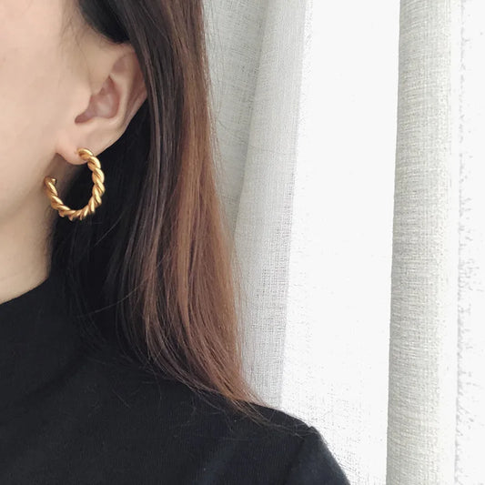 Timeless Twist CC Hoop Earrings