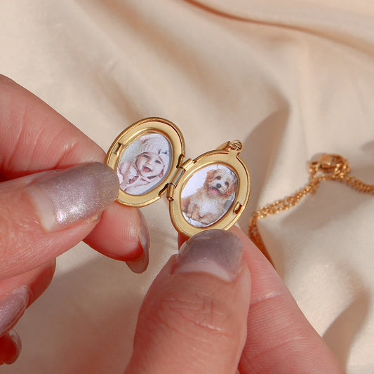 Relicario Locket Necklace