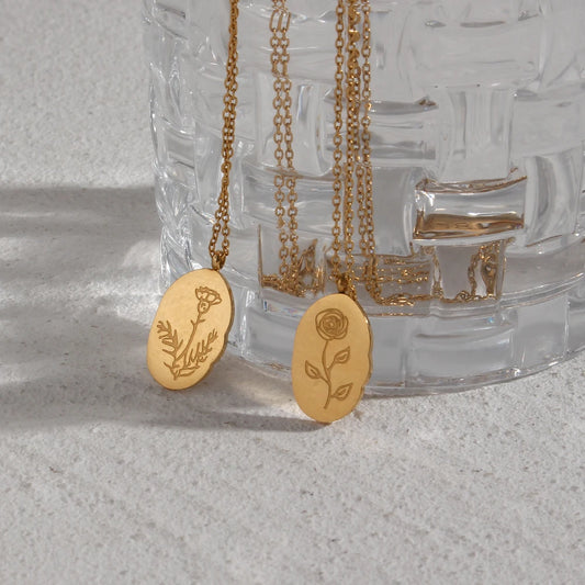 Fleur de Mois Necklace