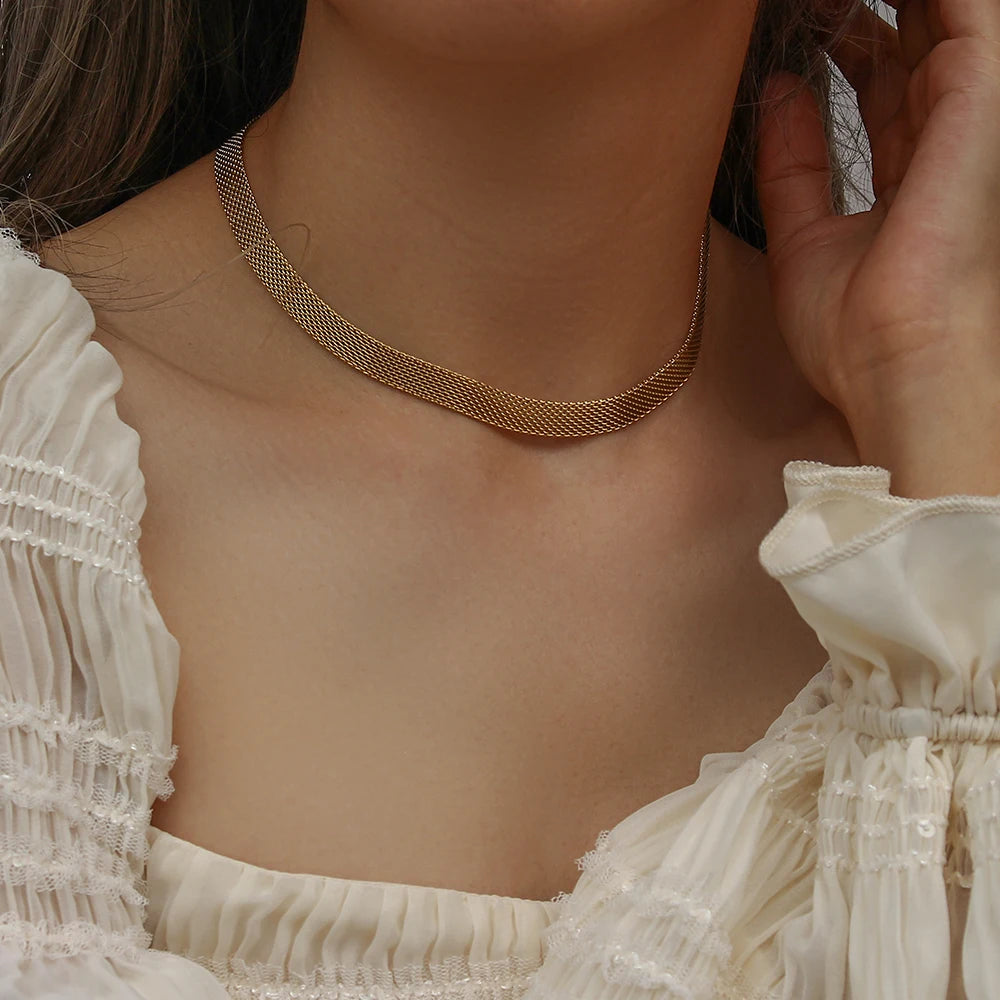 Golden Weave Choker Necklace