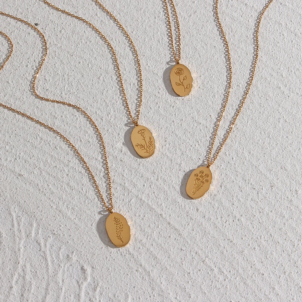 Fleur de Mois Necklace