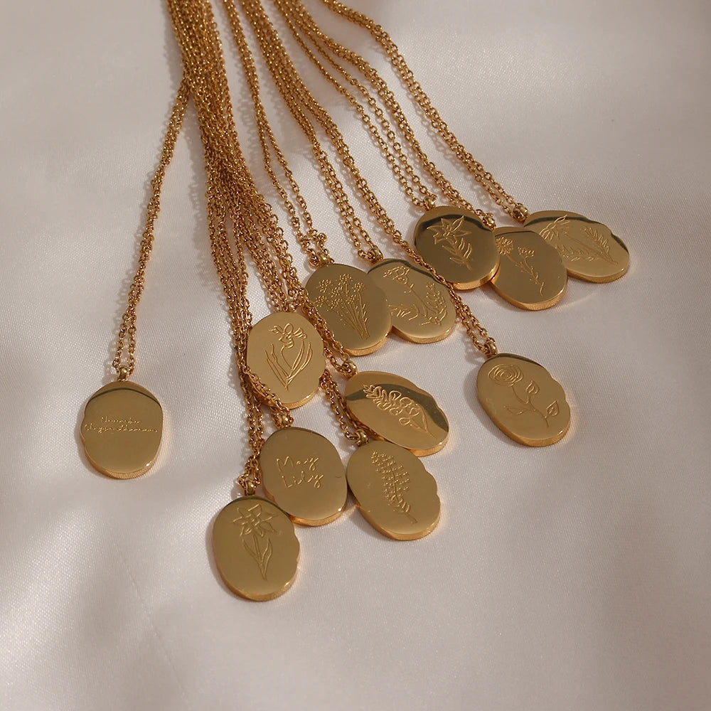 Fleur de Mois Necklace