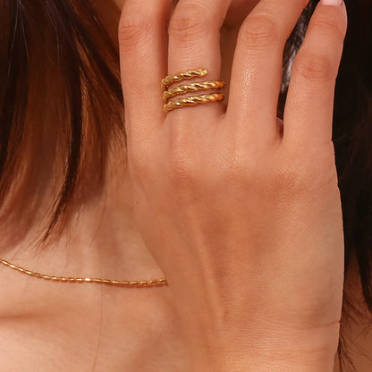 Twist Harmony Ring