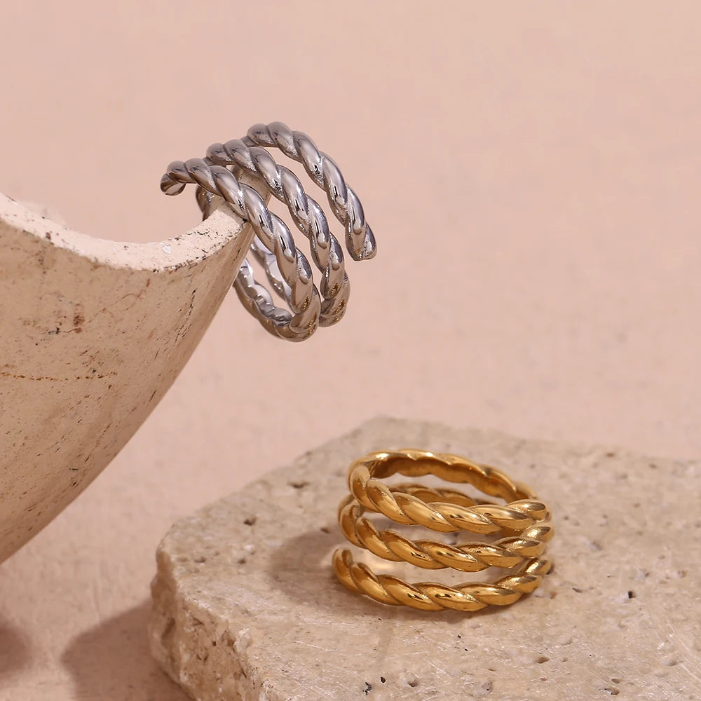 Twist Harmony Ring